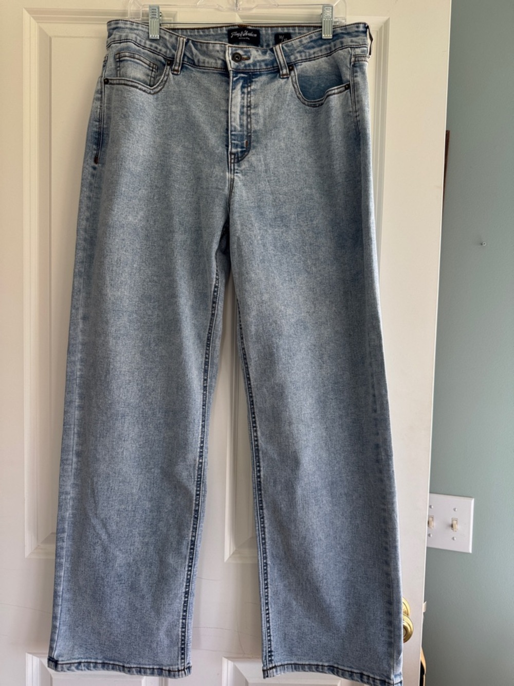 Mid-Rise Light Wash Wide-Leg Jeans by Flag & Anthem